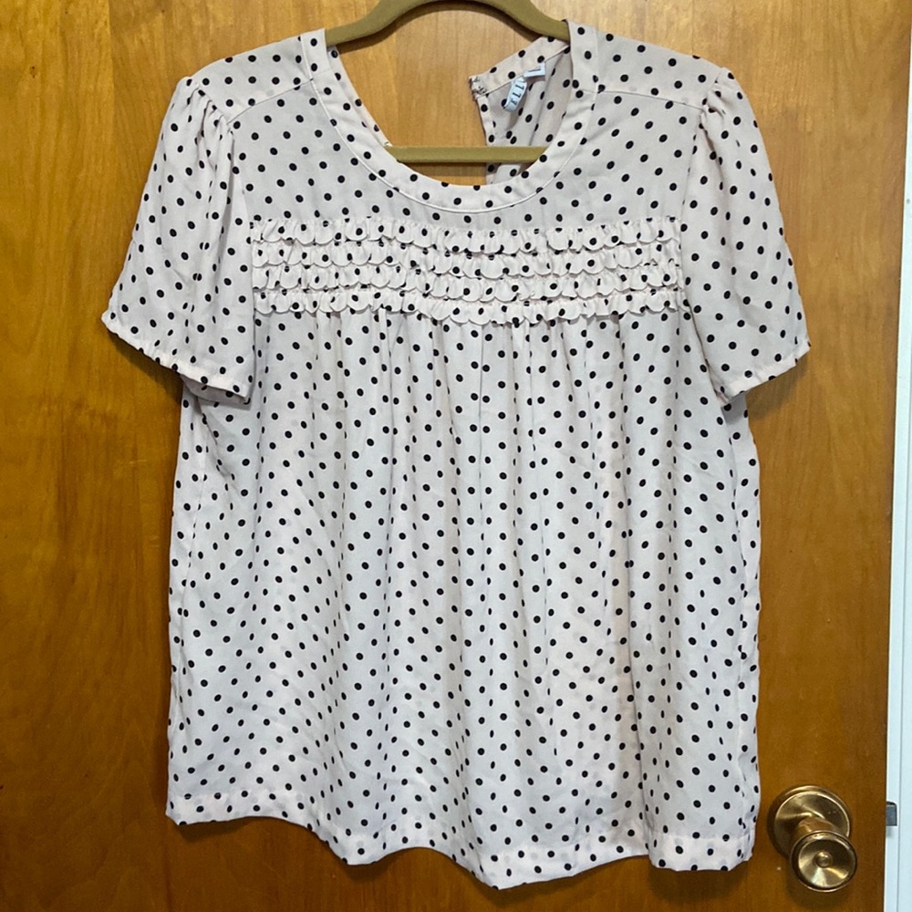 Super cute top!